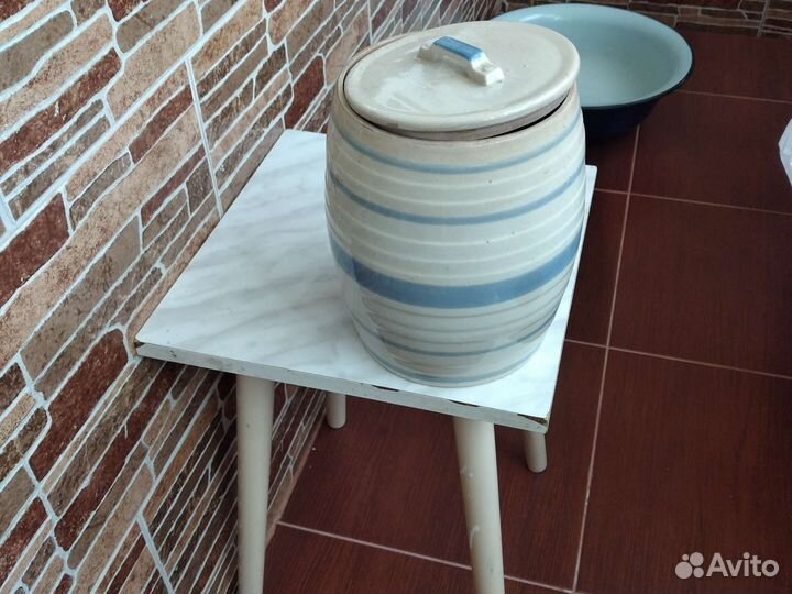 Керамический бочонок с крышкой