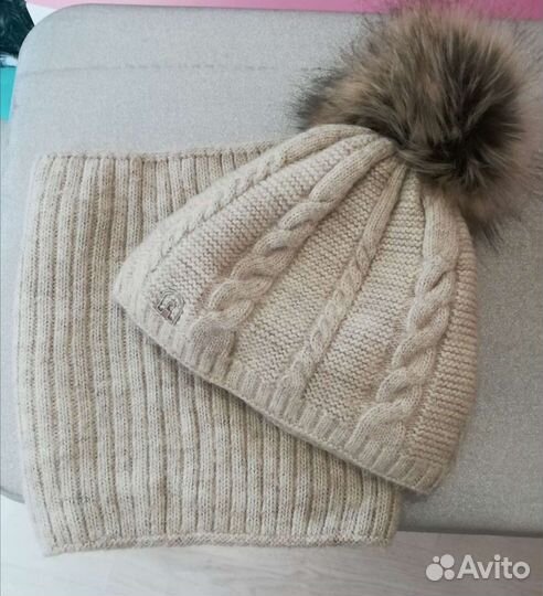 Комплект зимний шапка и снуд