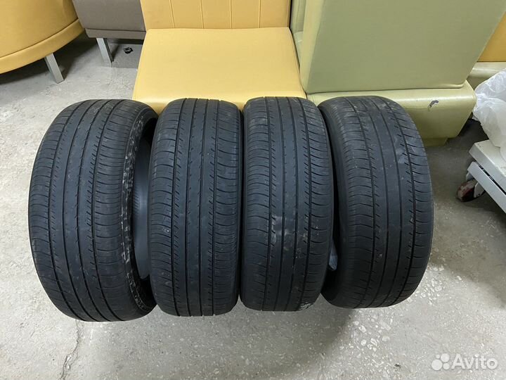 Yokohama dB Decibel E70 215/55 R17 93