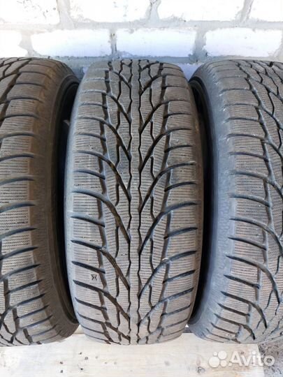 Kumho WinterCraft SUV Ice WS51 265/60 R18