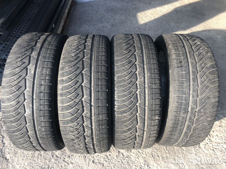 Michelin Pilot Alpin PA4 225/45 R18