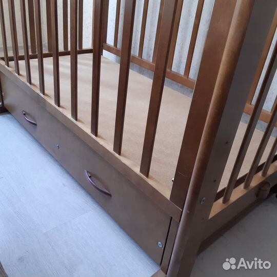 Кроватка детская