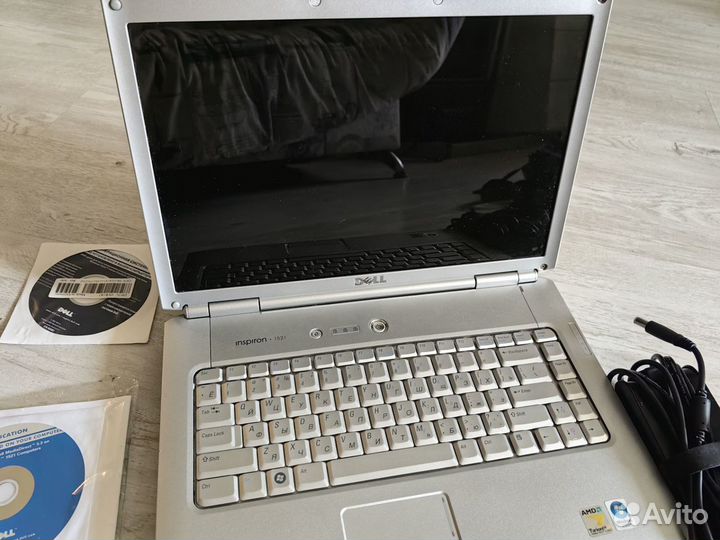 Dell Inspiron 1521 ноутбук