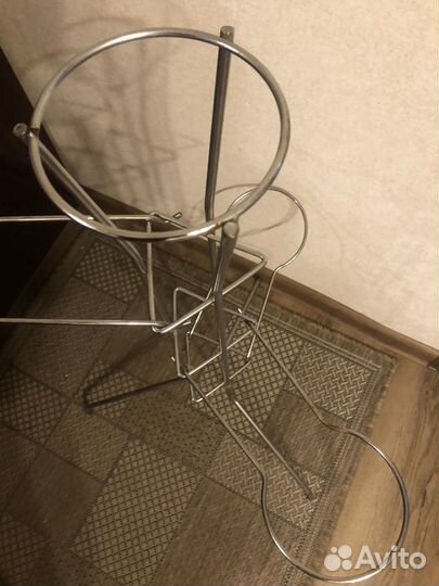 Подставка для цветов металлическая