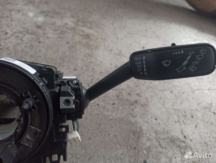 Подрулевой переключатель VW Golf 7