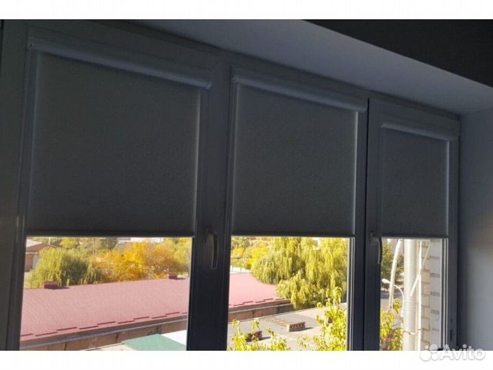 Рулонные кассетные шторы блекаут Q416