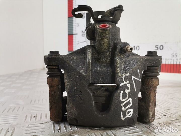 Суппорт задний правый для Ford Mondeo 3 1478338