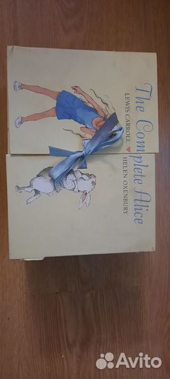Алиса в стране чудес.Алиса на английском. Книги