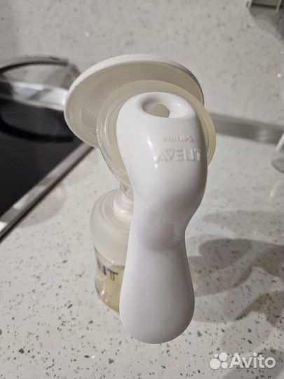 Молокоотсос avent ручной б/у