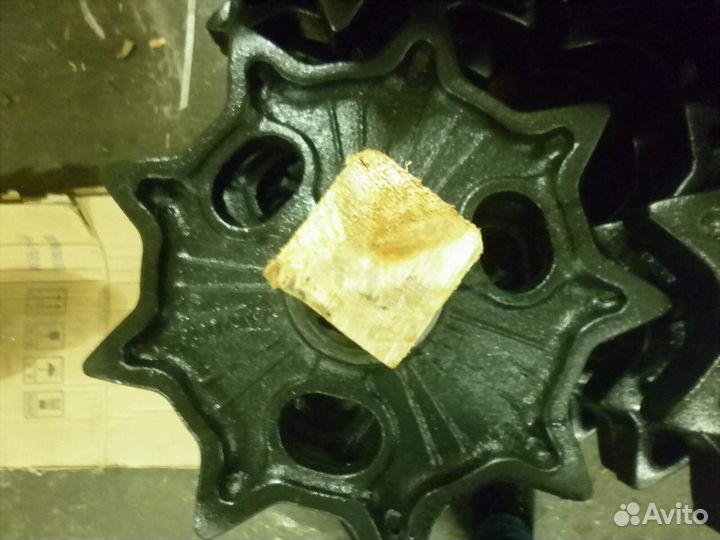 Колесо 55-32-001-Б1 ведущее (Четра)