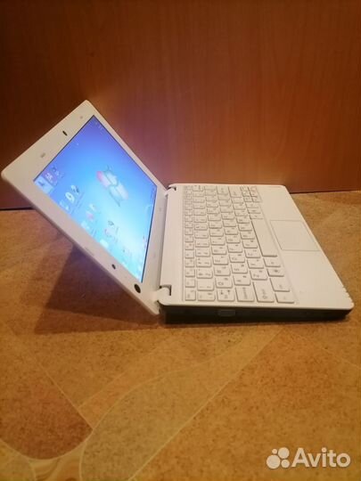 Красавец нетбук Lenovo/4ядра/4Гб/SSD-60/8час акб