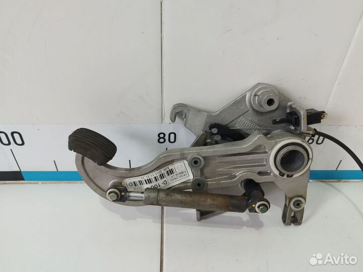 Педаль тормоза Kyron 2005-2015 (стояночного)