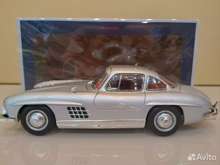 Mercedes SL 300 W198 (54-63г) Серебро 1:18