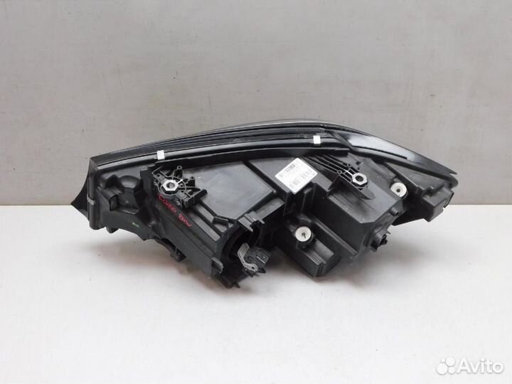 Фара правая BMW 3-Series