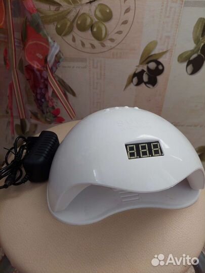 Уф лампа для ногтей и лаки