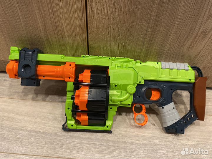 Nerf ZombiStrike Doominator