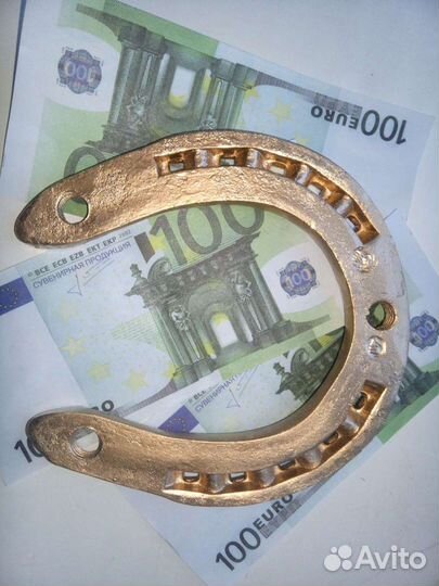 Подкова в золоте