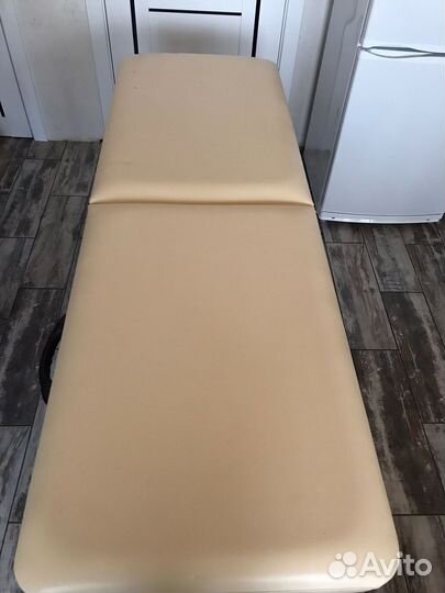 Продам кушетку