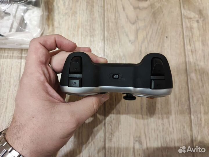 Геймпад Logitech f710