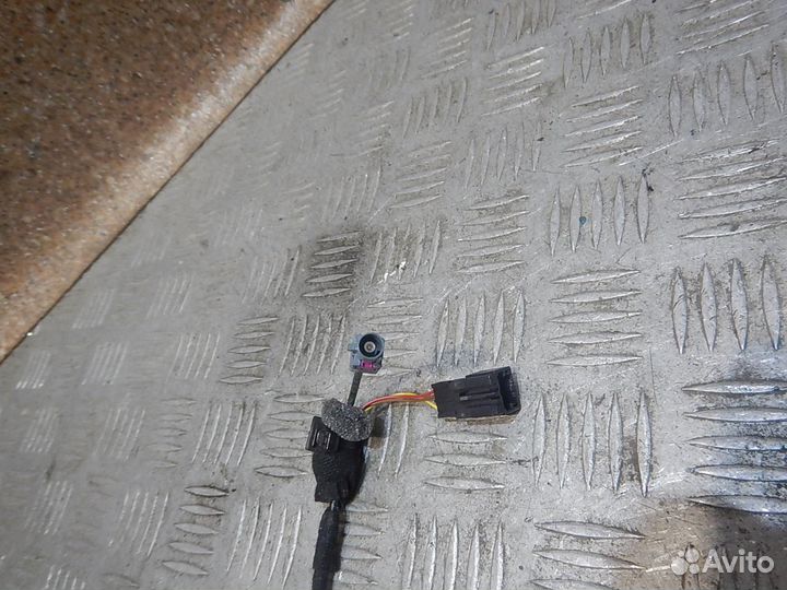 Камера Volkswagen California/Caravelle/Multivan/Transporter