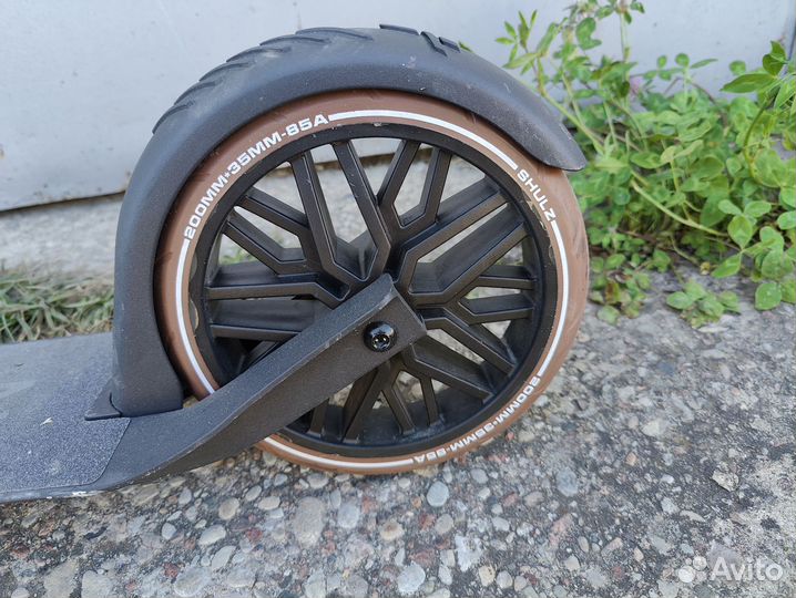 Самокат shulz 200 pro