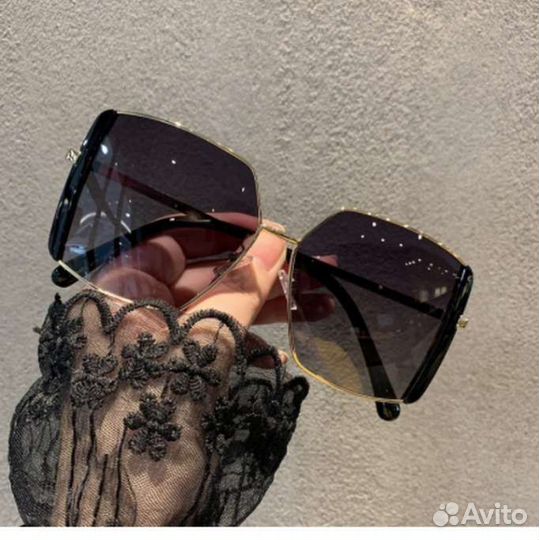 Солнцезащитные очки женские