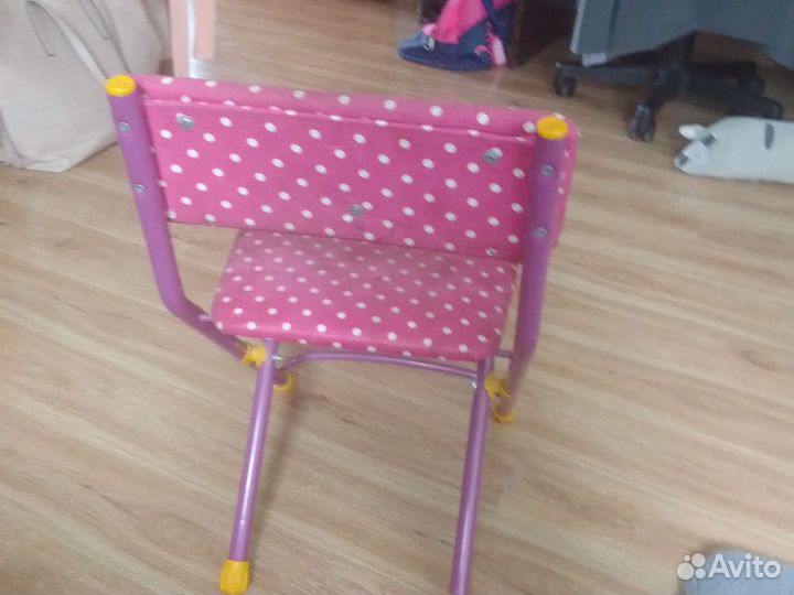 Детский столик со стулом