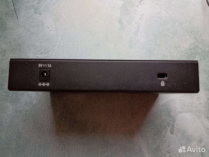 Коммутатор свитч D-link DGS 1008D (в доставке)