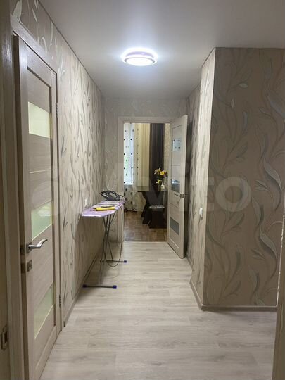 2-к. квартира, 55 м², 2/4 эт.