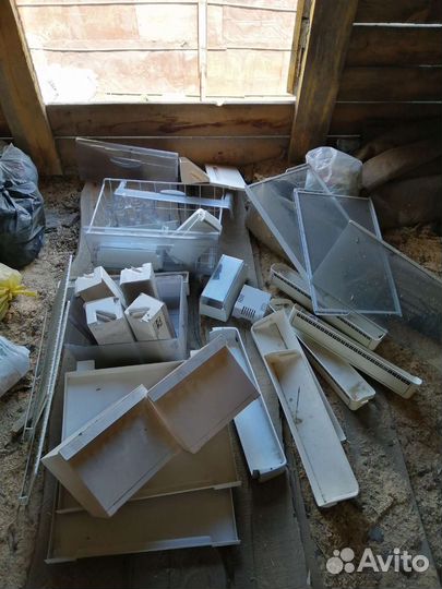 Ящики/полки к холодильникам