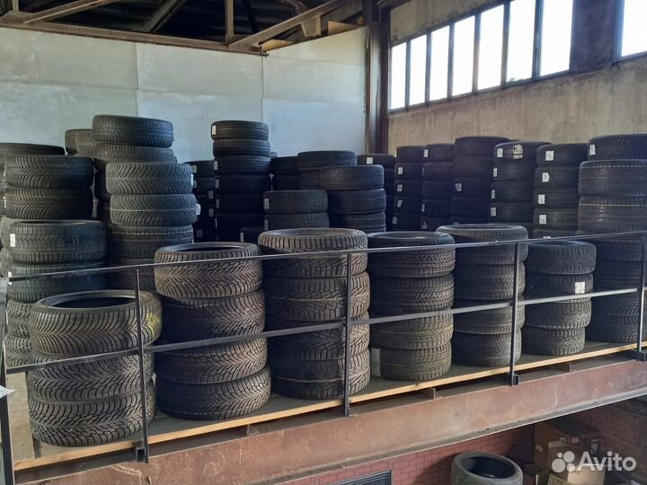 Nokian Tyres Hakkapeliitta R2 245/40 R19