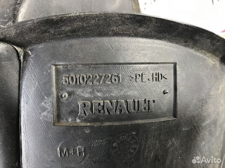 5010227261 Воздухозаборник Renault Magnum