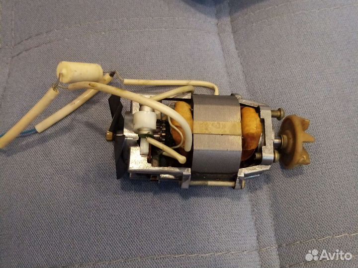 Двигатель/мотор для блендера