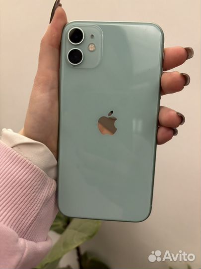 iPhone 11, 64 ГБ