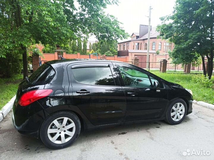 Peugeot 308 1.6 AT, 2010, 165 000 км