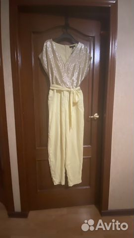 Комбинезон женский нарядный