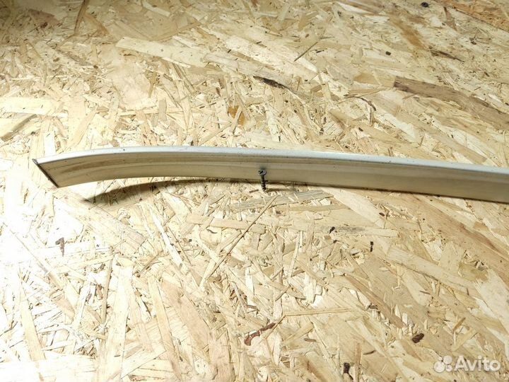 Молдинг крыши левый Porsche Cayenne