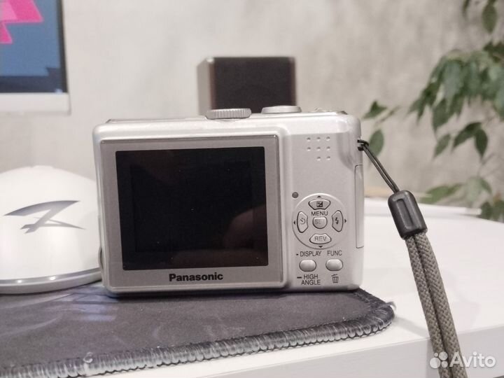 Panasonic lumix dmc- ls70