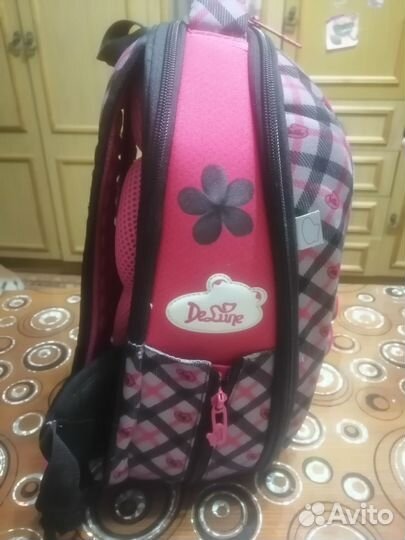 Рюкзак школьный для девочек фирмы Делуне