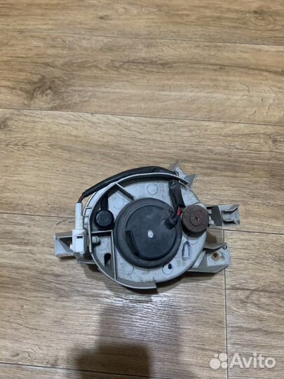 Противотуманная фара Opel Agila