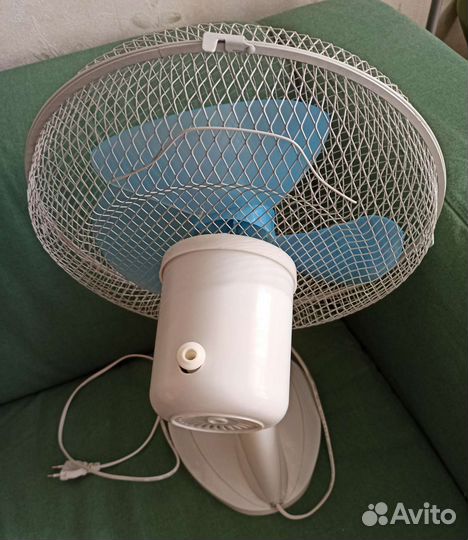 Вентилятор настольный Scarlett