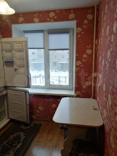 2-к. квартира, 50 м², 2/5 эт.