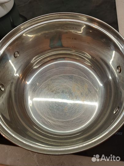 Продам кастрюли