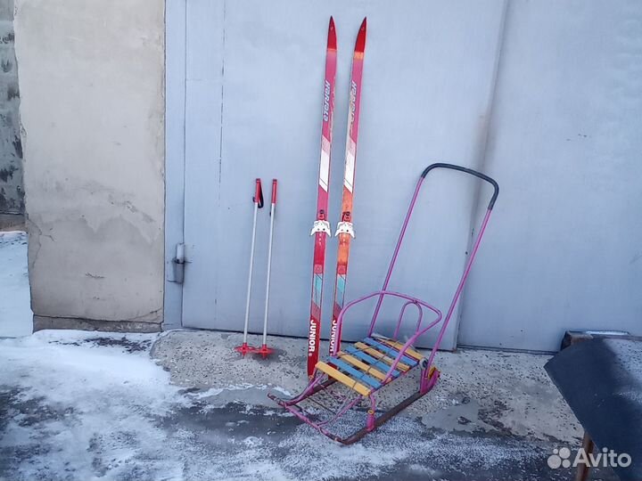 Санки лыжы. Палочки