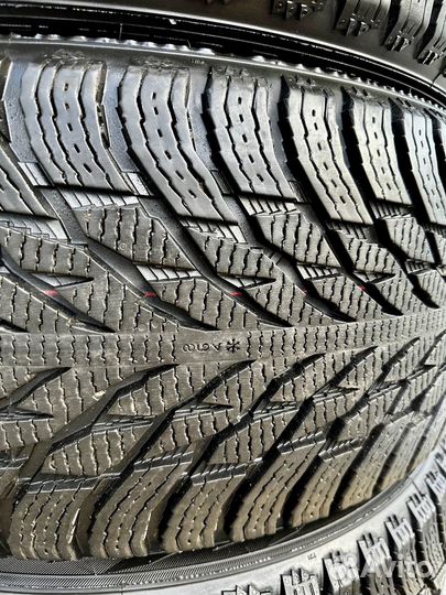 Nokian Tyres Hakkapeliitta R3 SUV 275/45 R21 110T