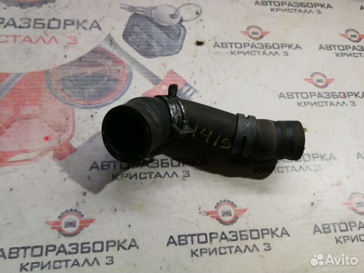 Патрубок системы охлаждения passat b5 audi f4 b5