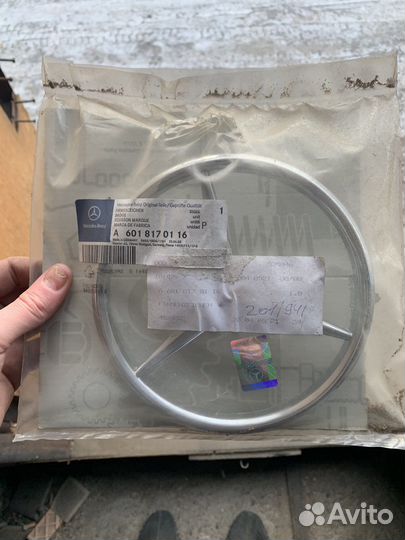 Эмблема mercedes