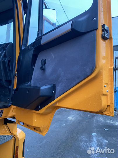 Shacman (Shaanxi) F2000, 2013