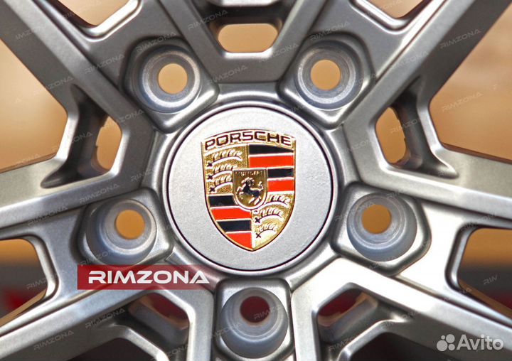 Кованые диски R22 на Porsche Panamera