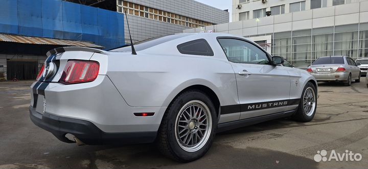Ford Mustang 4.0 AT, 2010, 181 000 км